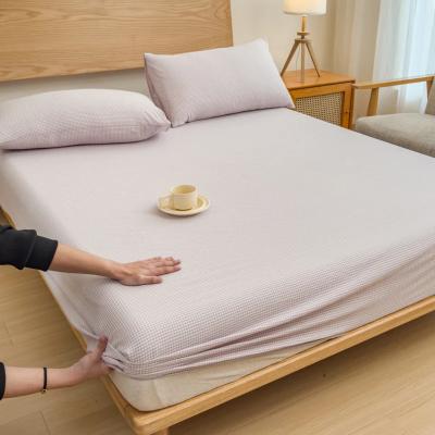 VelvaLoom 100% Cotton Queen Bed Sheet – Classic Check Design